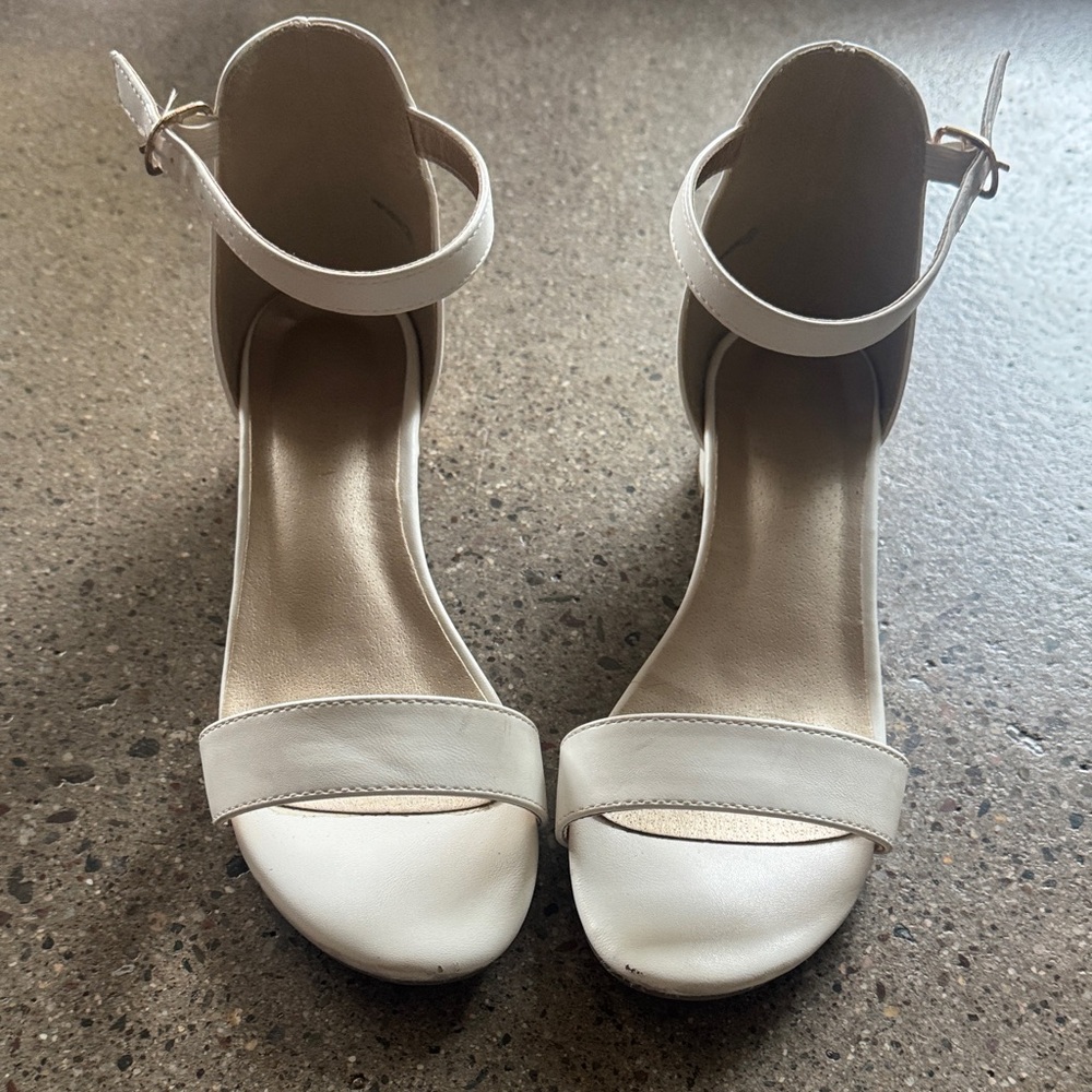 Elegant Cream Ankle Strap Girl’s Shoes